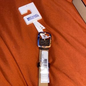 Michael Kors Small women’s belt